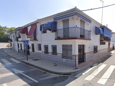 Casa 3 habitaciones de 218 m² en Granada (18015)