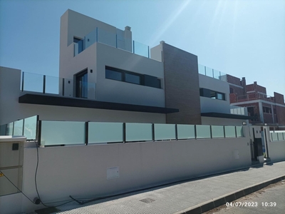 Casa en venta en Filipinas, Alicante