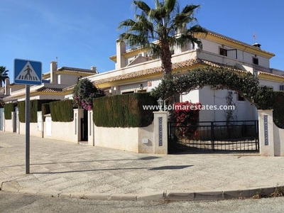 Casa en venta en Villamartin, Orihuela, Alicante