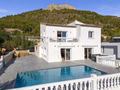 Chalet en venta en Calpe / Calp, Alicante