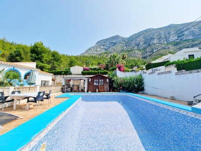 Chalet en venta en El Montgó, Dénia, Alicante