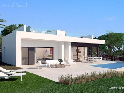 Chalet en venta en Las Colinas Golf, Orihuela, Alicante