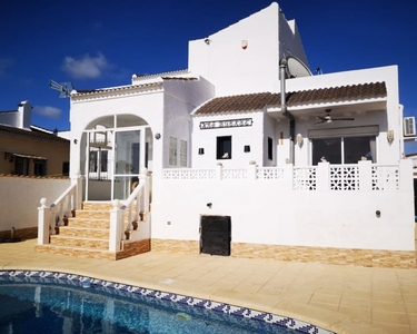 Chalet en venta en San Luis, Torrevieja, Alicante