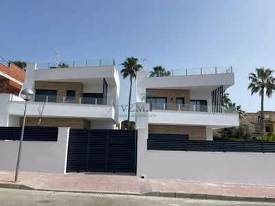 Chalet en venta en Villamartin, Orihuela, Alicante