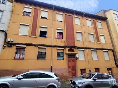 Edificio de 224 m² en León (24008)