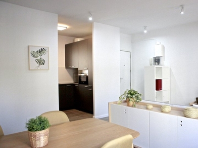 Moderno apartamento de 2 dormitorios en alquiler en Poblenou, Barcelona
