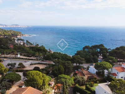 Parcela de 1,573m² en venta en Platja d'Aro, Costa Brava