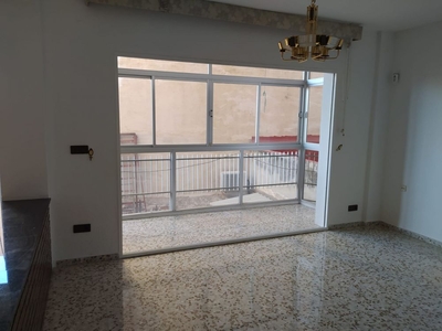 Piso en venta en Motril de 128 m²