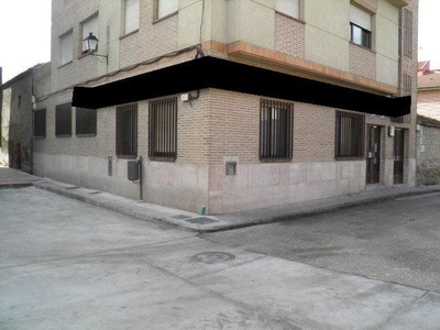 Piso en venta en Navalmanzano de 165 m²