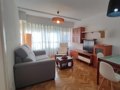 Apartamento de alquiler en Calle Naves, 13, Acacias