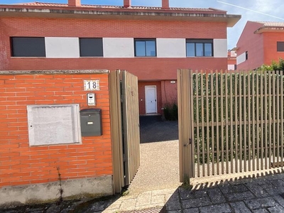 Casa adosada en venta en Calle Malmorache, 18, Cirueña
