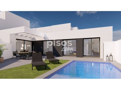 Chalet en venta en Villas Pareadas de Obra Nueva en Formentera del Segura