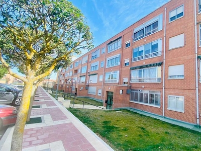 Piso de alquiler en Calle María Zambrano, Tudela de Duero