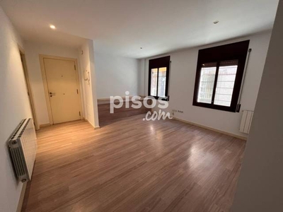 Piso en venta en Carrer de l'Algavira, cerca de Carrer de la Lluna