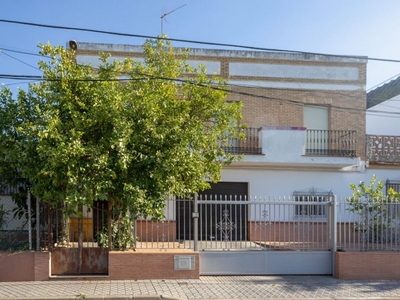 Duplex en venta en Mairena Del Alcor de 158 m²