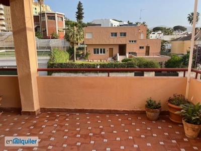 Alquiler piso terraza Málaga - este