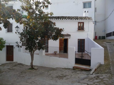 Casa de Pueblo en Venta en Almedinilla, Córdoba