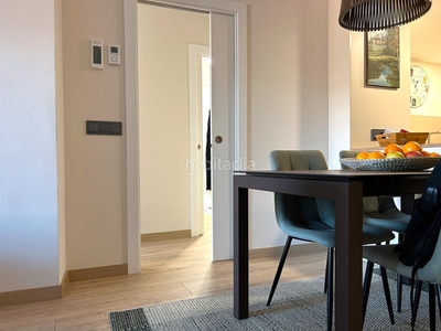 Piso con 4 habitaciones con ascensor, parking, calefacción y aire acondicionado en Girona