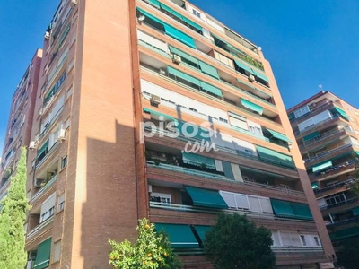 Piso en venta en Calle Fontiveros, 31