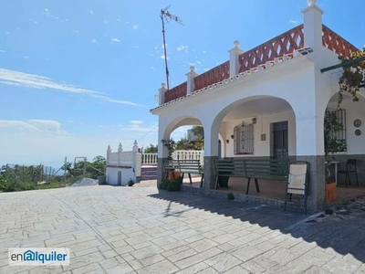 Cortijo de alquiler con 3 dormitorios y piscina Torrox