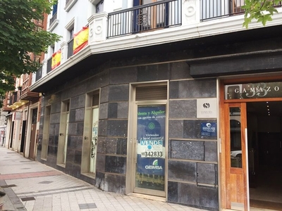 Local en venta en Valladolid de 164 m²