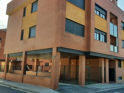 Viviendas, plazas de garaje y locales en San Vicente de la Sonsierra (Rioja (La)