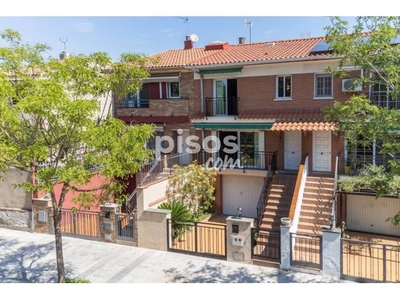 Casa adosada en venta en Carrer de Navarra