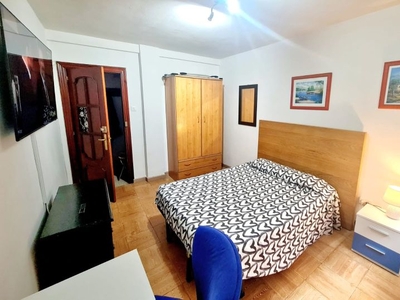 Habitaciones en C/ Pilar, Gijón por 295€ al mes