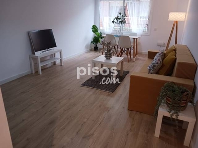 Piso en venta en Carrer Oviedo