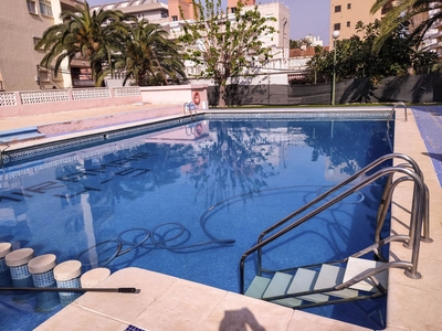 Venta de piso con piscina y terraza en Miramar