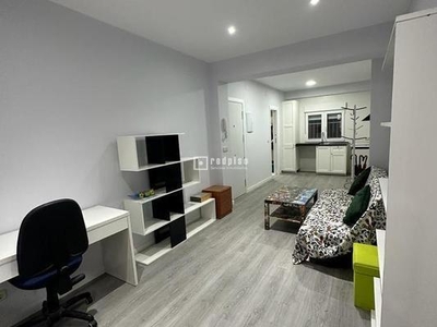 Apartamento en alquiler en CALLE VIRGEN DEL VAL, 21, Concepción, Ciudad Lineal, Madrid, Madrid