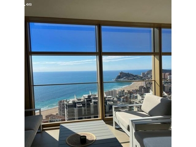 Bonito apartamento con vista al mar
