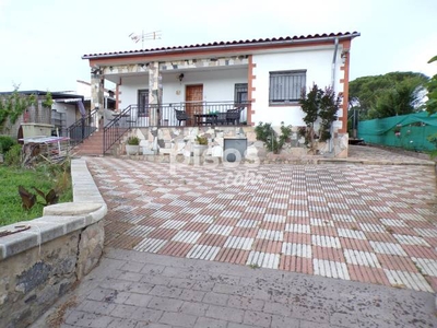 Casa en venta en Urbanització Vallcanera