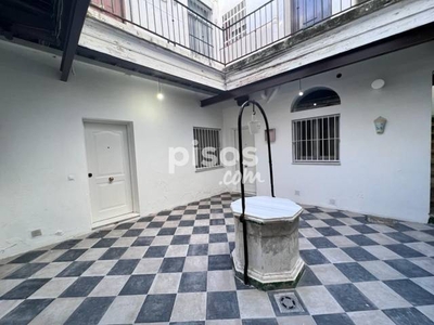 Piso en venta en Calle Sagasta, cerca de Calle Cánovas del Castillo