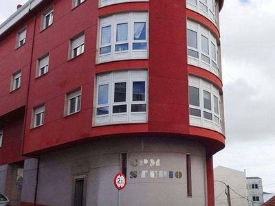 Venta Piso A Coruña. Piso de tres habitaciones en Calle TouriÑana. Segunda planta