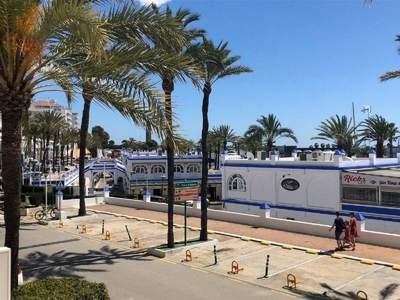 Venta Piso Estepona. Muy buen estado plaza de aparcamiento