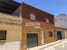 Casa adosada en venta en Puertollano en Fraternidad por 47.700 €