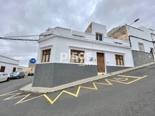 Casa rústica en venta en Calle Islas Canarias en Núcleo por 175.000 €