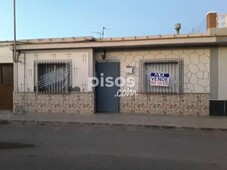 Piso en venta en Calle Saavedra Fajardo, 17