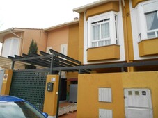 Venta Casa adosada en Calle Torrontero Uceda. Buen estado 135 m²