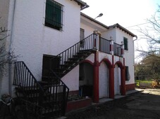 Venta Casa rústica en Calle de la Yedra Baeza. Buen estado 2100 m²