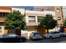 Venta Casa unifamiliar en Avenida PABLO IGLESIAS Almería. Buen estado con terraza 208 m²