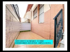 Venta Chalet en Calle Santander Aljaraque. 114 m²