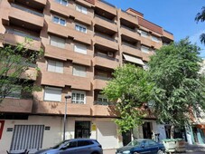 Venta Piso Almansa. Piso de cuatro habitaciones Segunda planta con balcón
