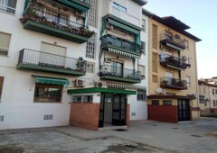 Venta Piso Andújar. Piso de tres habitaciones en Calle Sector Huelva. Cuarta planta con terraza
