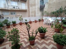 Venta Piso Sabadell. Piso de cuatro habitaciones Con terraza
