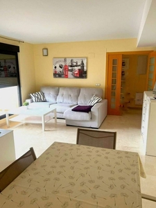 Alquiler de piso en calle Lanzarote de 2 habitaciones con terraza y piscina
