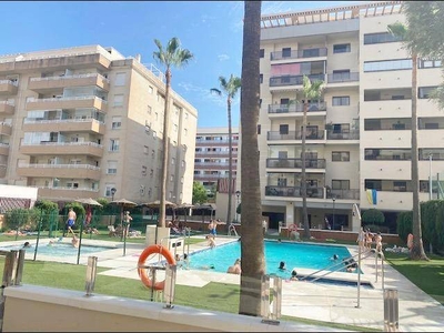 Alquiler Piso Málaga. Piso de tres habitaciones Quinta planta con terraza