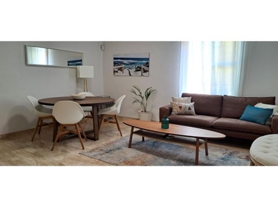 Apartamento en Calle Goyeneta. Sevilla