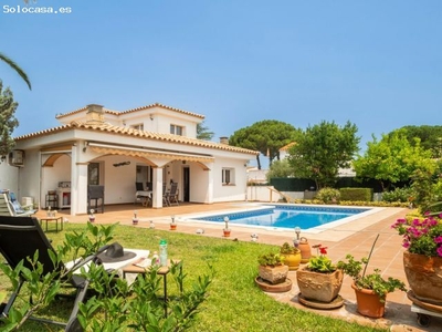 Casa de 3 habitaciones con jardin y piscina